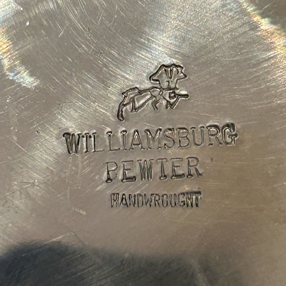 Williamsburg Pewter Hand-wrought Sugar Bowl and Creamer Beautiful Set - Picture 6 of 11